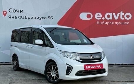 Honda Stepwgn IV, 2015 год, 1 670 000 рублей, 3 фотография