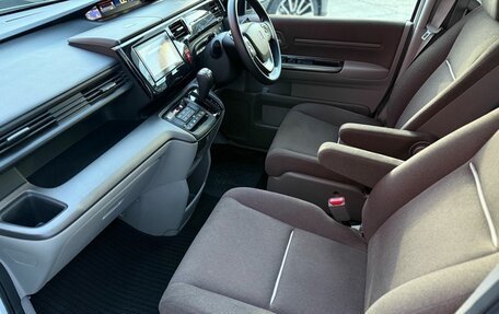 Honda Stepwgn IV, 2015 год, 1 670 000 рублей, 15 фотография