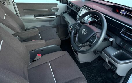 Honda Stepwgn IV, 2015 год, 1 670 000 рублей, 12 фотография