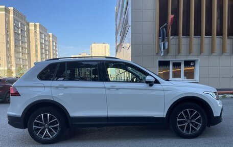 Volkswagen Tiguan II, 2021 год, 2 880 000 рублей, 8 фотография