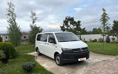 Volkswagen Transporter T6 рестайлинг, 2019 год, 3 100 000 рублей, 6 фотография