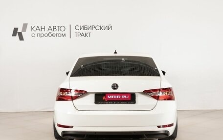 Skoda Superb III рестайлинг, 2017 год, 1 782 658 рублей, 4 фотография