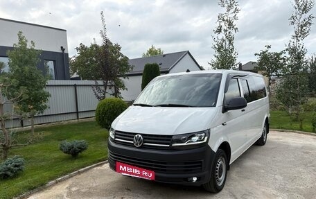 Volkswagen Transporter T6 рестайлинг, 2019 год, 3 100 000 рублей, 2 фотография