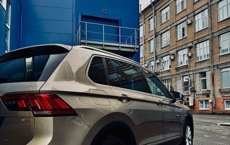 Volkswagen Tiguan II, 2018 год, 1 950 000 рублей, 6 фотография