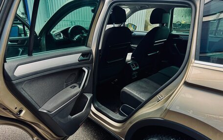 Volkswagen Tiguan II, 2018 год, 1 950 000 рублей, 19 фотография