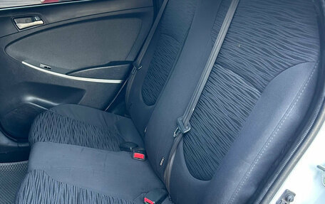 Hyundai Solaris II рестайлинг, 2015 год, 950 000 рублей, 11 фотография