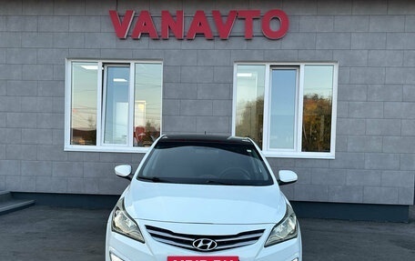 Hyundai Solaris II рестайлинг, 2015 год, 950 000 рублей, 2 фотография