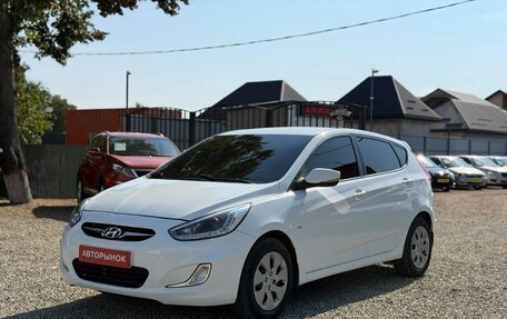 Hyundai Solaris II рестайлинг, 2013 год, 1 750 000 рублей, 3 фотография