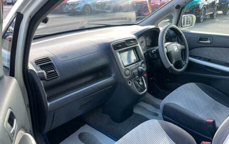 Honda Stream I рестайлинг, 2001 год, 699 999 рублей, 12 фотография