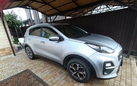 KIA Sportage IV рестайлинг, 2020 год, 2 500 000 рублей, 1 фотография