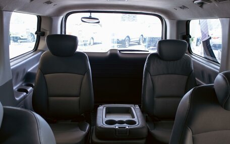 Hyundai Grand Starex Grand Starex I рестайлинг 2, 2014 год, 1 255 000 рублей, 17 фотография