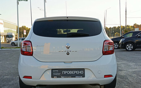 Renault Sandero II рестайлинг, 2015 год, 790 000 рублей, 10 фотография