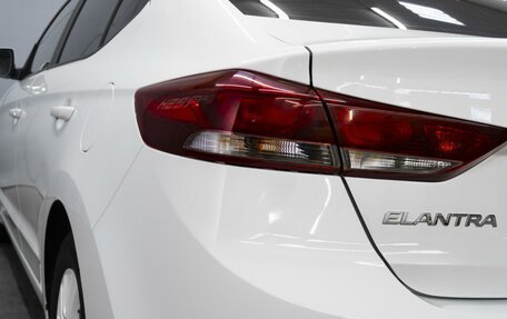 Hyundai Elantra VI рестайлинг, 2017 год, 1 350 000 рублей, 6 фотография