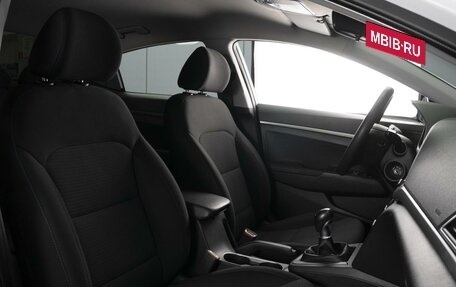 Hyundai Elantra VI рестайлинг, 2017 год, 1 350 000 рублей, 9 фотография