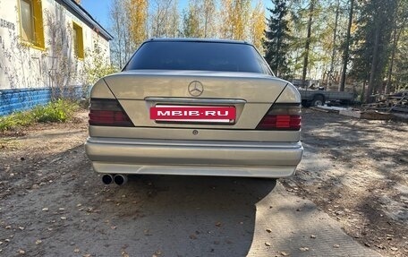 Mercedes-Benz W124, 1993 год, 630 000 рублей, 2 фотография