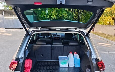 Volkswagen Tiguan II, 2018 год, 2 950 000 рублей, 9 фотография