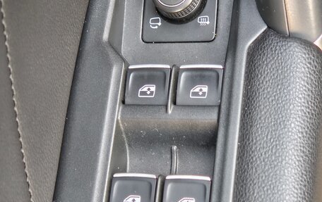 Volkswagen Tiguan II, 2018 год, 2 950 000 рублей, 11 фотография