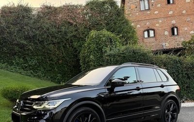 Volkswagen Tiguan II, 2023 год, 3 100 000 рублей, 1 фотография