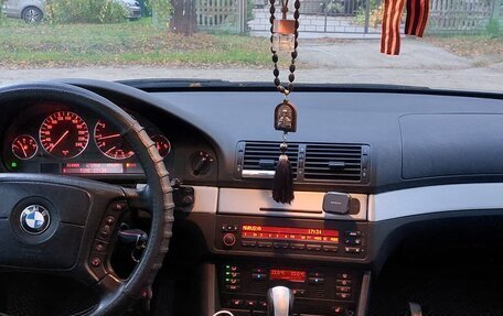 BMW 5 серия, 2000 год, 950 000 рублей, 8 фотография