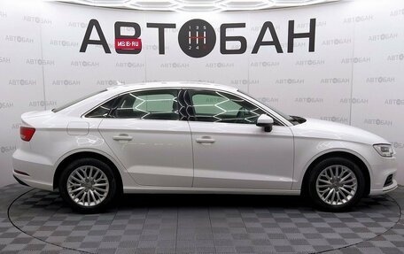 Audi A3, 2018 год, 1 899 000 рублей, 6 фотография