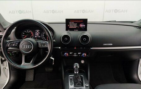 Audi A3, 2018 год, 1 899 000 рублей, 24 фотография