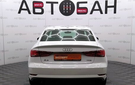 Audi A3, 2018 год, 1 899 000 рублей, 5 фотография