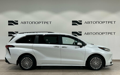 Toyota Sienna, 2021 год, 4 999 000 рублей, 6 фотография