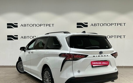 Toyota Sienna, 2021 год, 4 999 000 рублей, 3 фотография