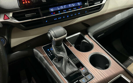 Toyota Sienna, 2021 год, 4 999 000 рублей, 19 фотография
