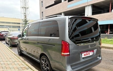Mercedes-Benz V-Класс, 2022 год, 9 300 000 рублей, 3 фотография