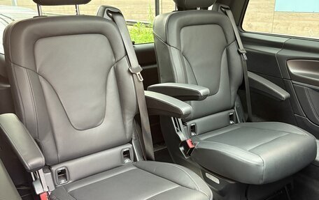 Mercedes-Benz V-Класс, 2022 год, 9 300 000 рублей, 8 фотография