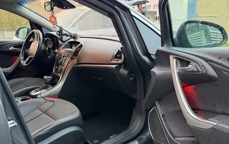 Opel Astra J, 2011 год, 400 000 рублей, 11 фотография