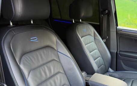 Volkswagen Tiguan II, 2023 год, 3 100 000 рублей, 12 фотография