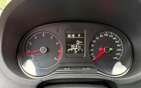 Volkswagen Polo VI (EU Market), 2015 год, 870 000 рублей, 5 фотография