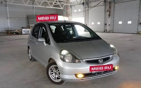 Honda Fit III, 2002 год, 220 000 рублей, 3 фотография