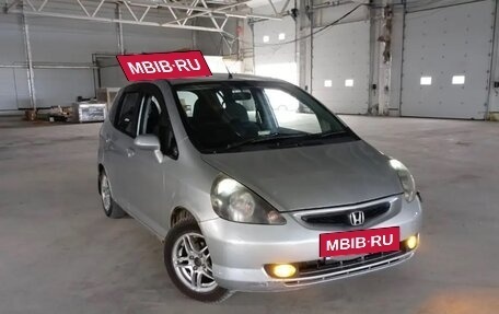 Honda Fit III, 2002 год, 220 000 рублей, 2 фотография