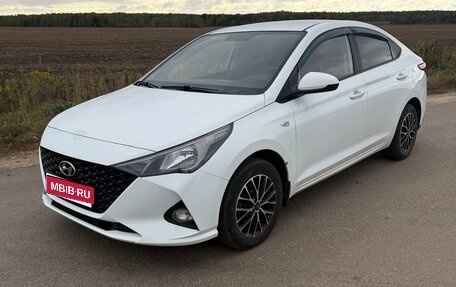Hyundai Solaris II рестайлинг, 2020 год, 1 500 000 рублей, 1 фотография