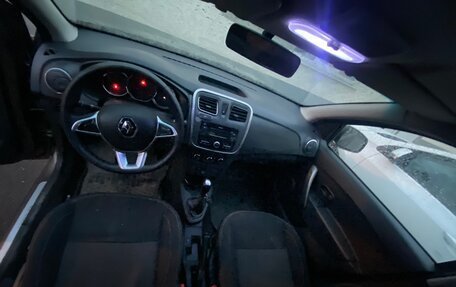 Renault Logan II, 2021 год, 725 000 рублей, 5 фотография