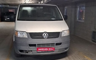 Volkswagen Transporter T5 рестайлинг, 2004 год, 650 000 рублей, 1 фотография