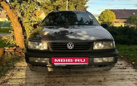 Volkswagen Passat B4, 1994 год, 200 000 рублей, 3 фотография