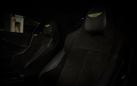 Aston Martin V8 Vantage IV, 2025 год, 37 700 000 рублей, 25 фотография