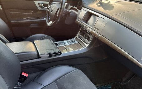 Jaguar XF I рестайлинг, 2014 год, 2 100 000 рублей, 7 фотография