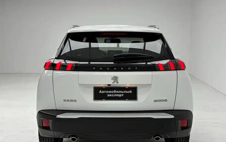 Peugeot 2008 II, 2023 год, 1 350 000 рублей, 3 фотография