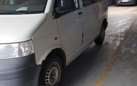 Volkswagen Transporter T5 рестайлинг, 2004 год, 650 000 рублей, 4 фотография