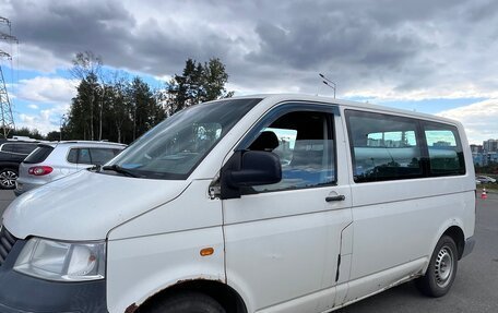 Volkswagen Transporter T5 рестайлинг, 2004 год, 650 000 рублей, 5 фотография
