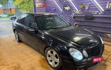 Mercedes-Benz E-Класс, 2002 год, 590 000 рублей, 2 фотография