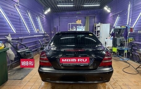 Mercedes-Benz E-Класс, 2002 год, 590 000 рублей, 5 фотография
