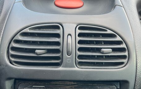 Peugeot 206, 2003 год, 140 000 рублей, 11 фотография