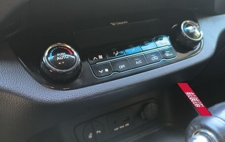 KIA Sportage III, 2012 год, 1 500 000 рублей, 17 фотография