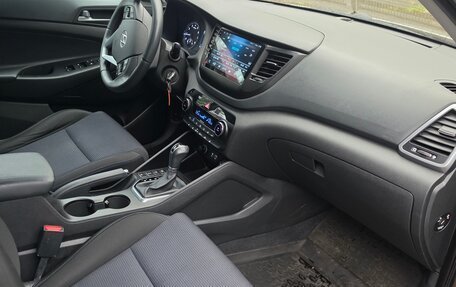 Hyundai Tucson III, 2016 год, 1 750 000 рублей, 6 фотография